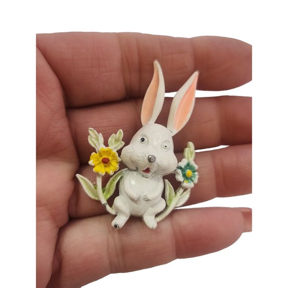 Vintage Enameled Bunny Brooch - Perfect For Easter (A3882) - Picture 2 of 5